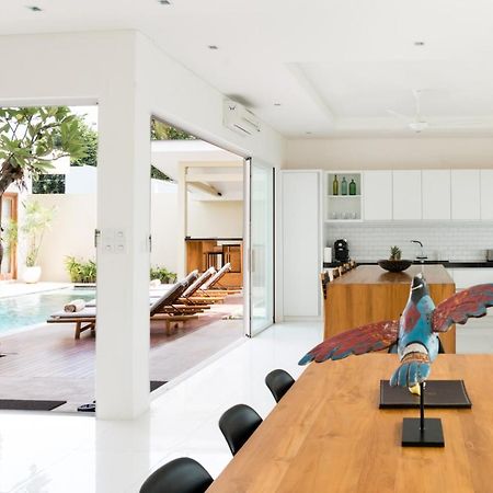 Villa Aditi, Sitara Villa Group เซมินยัค ภายนอก รูปภาพ