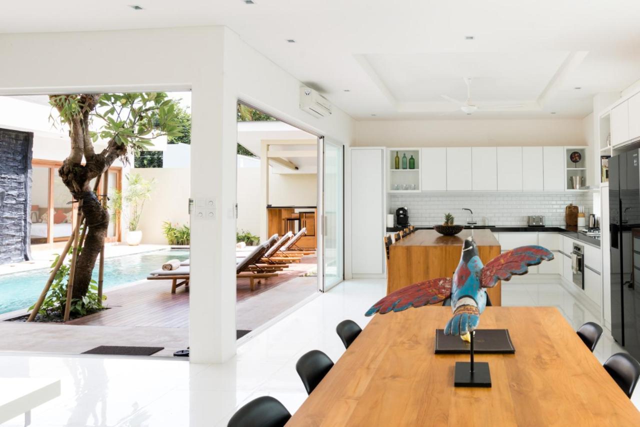 Villa Aditi, Sitara Villa Group เซมินยัค ภายนอก รูปภาพ