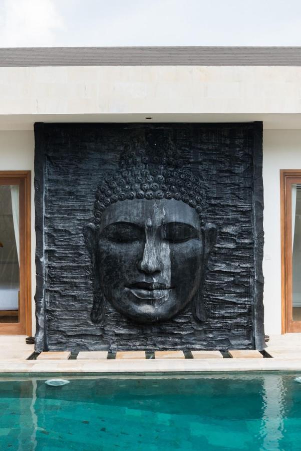 Villa Aditi, Sitara Villa Group เซมินยัค ภายนอก รูปภาพ