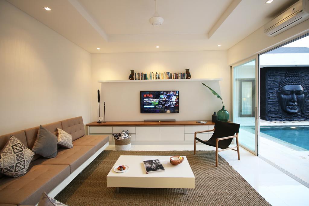Villa Aditi, Sitara Villa Group เซมินยัค ภายนอก รูปภาพ